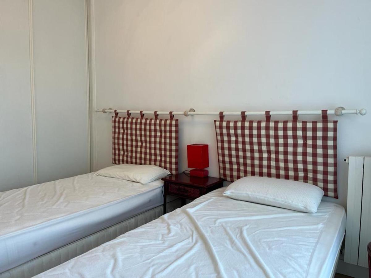Appartement T4 Avec Parking, Balcon Et Proche Commerces A Biarritz - Fr-1-239-921 Exterior photo